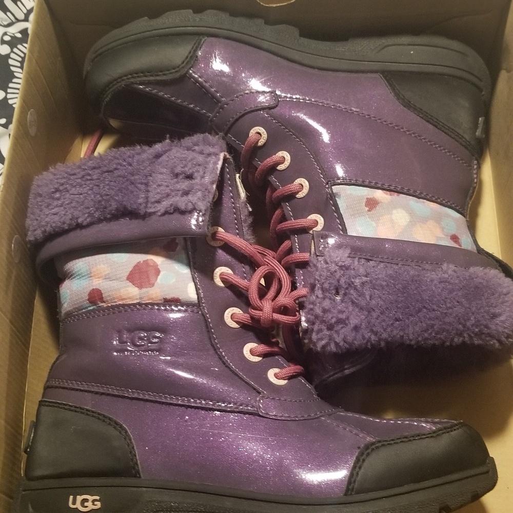 girls ugg Australia butte II purple